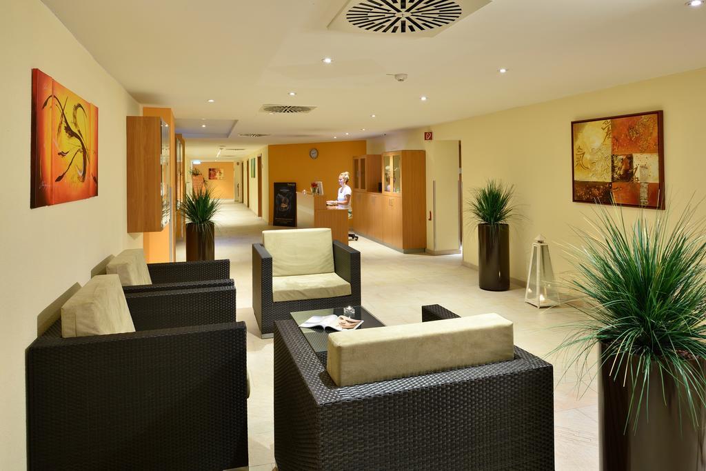 Best Western Plus Parkhotel Maximilian ออทโทบอยเริน ภายนอก รูปภาพ