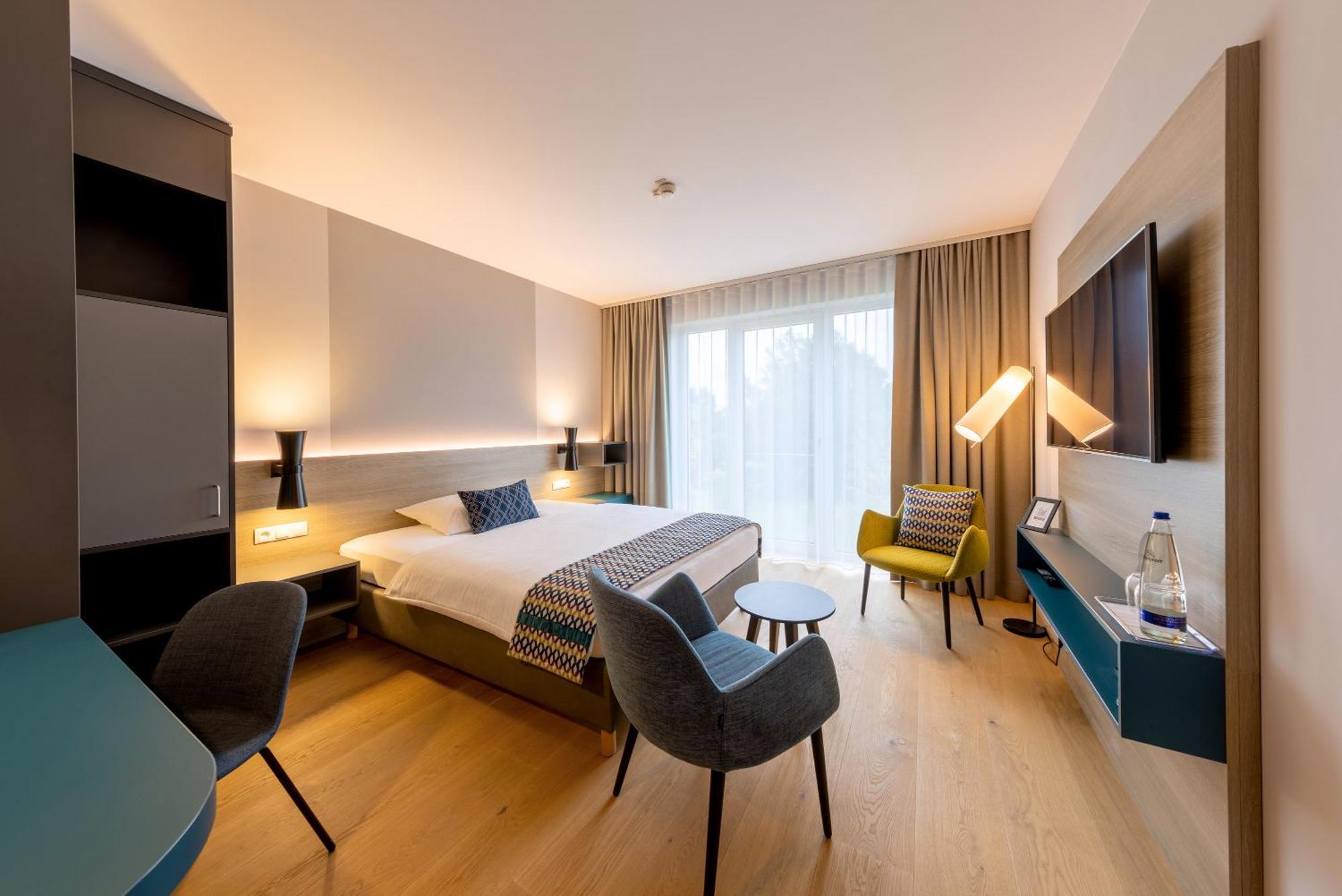 Best Western Plus Parkhotel Maximilian ออทโทบอยเริน ภายนอก รูปภาพ