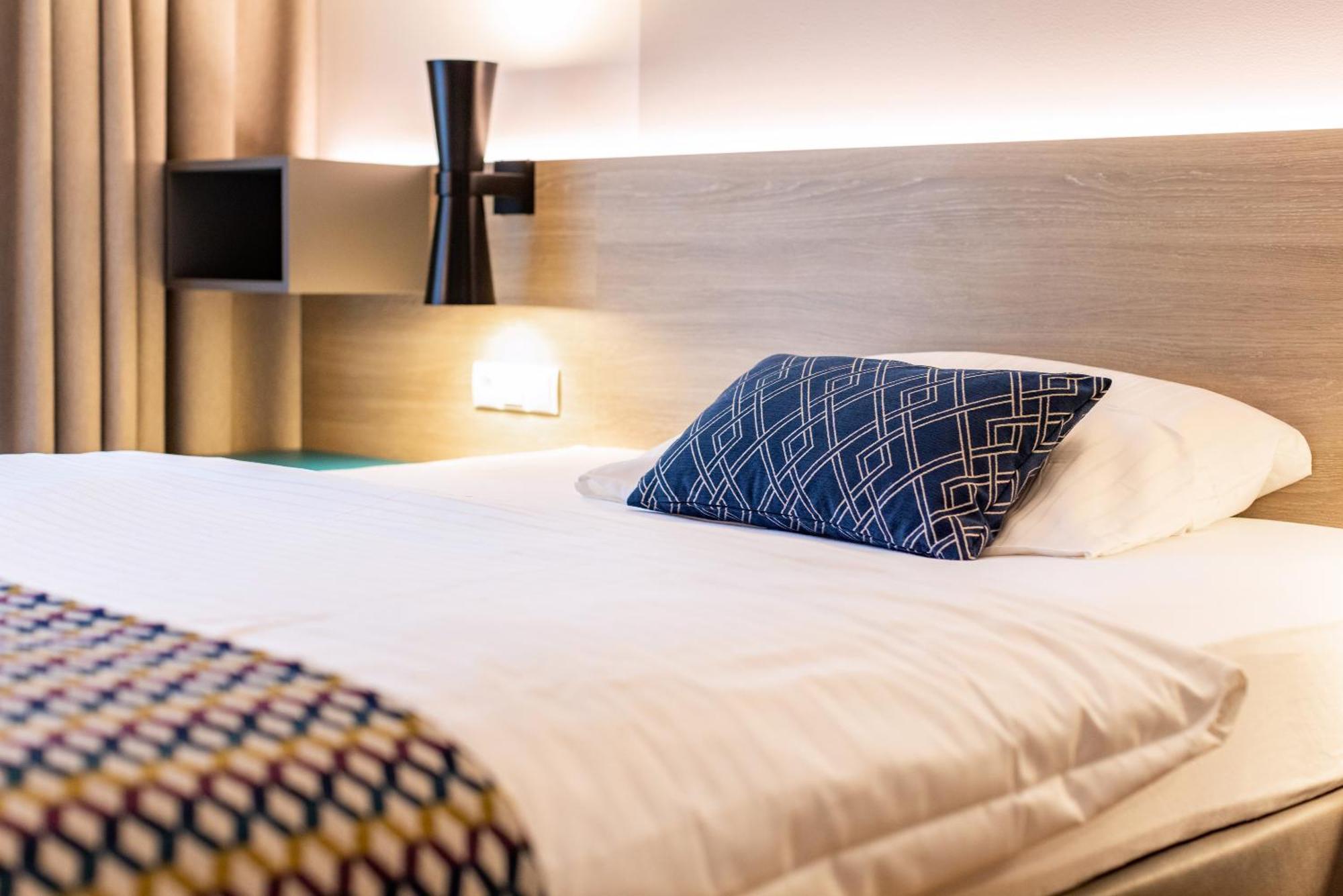 Best Western Plus Parkhotel Maximilian ออทโทบอยเริน ภายนอก รูปภาพ